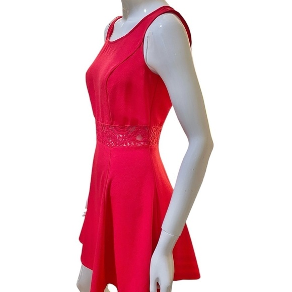 H&M Divided Red Crochet Lace Fit & Flare Mini Dress Size 6 - Picture 3 of 12